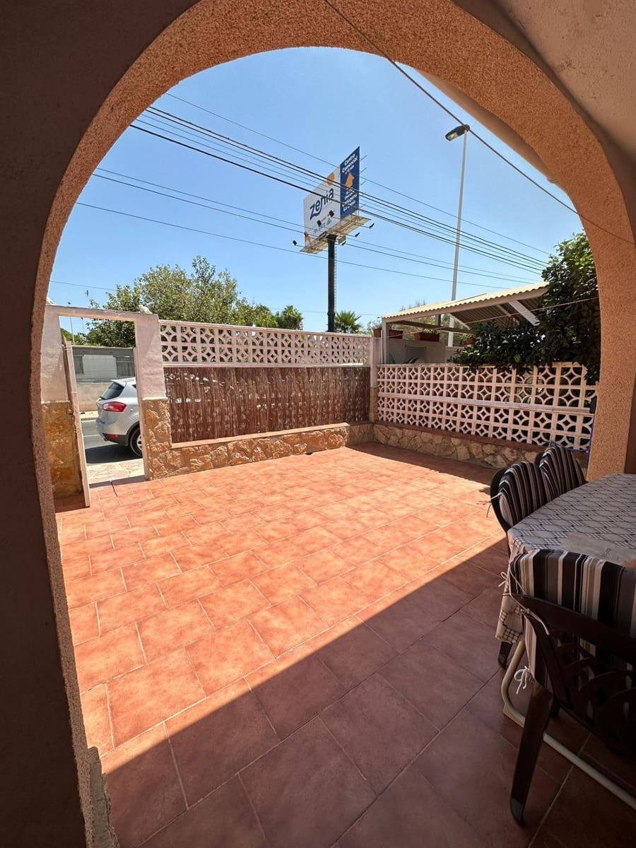 2 quarto Bungalow para arrendar em Torrevieja - 600 € (Ref: 8450791)