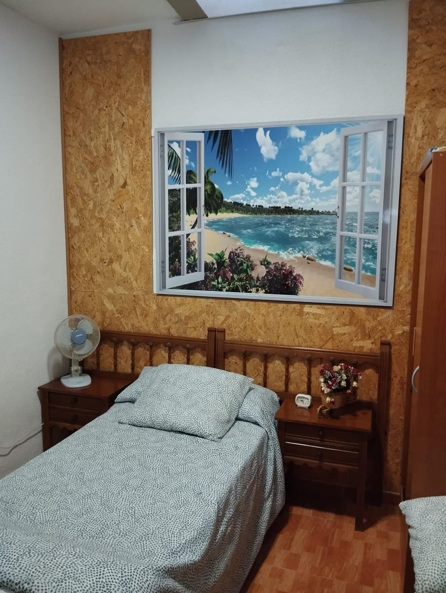 2 quarto Bungalow para arrendar em Torrevieja - 600 € (Ref: 8450791)