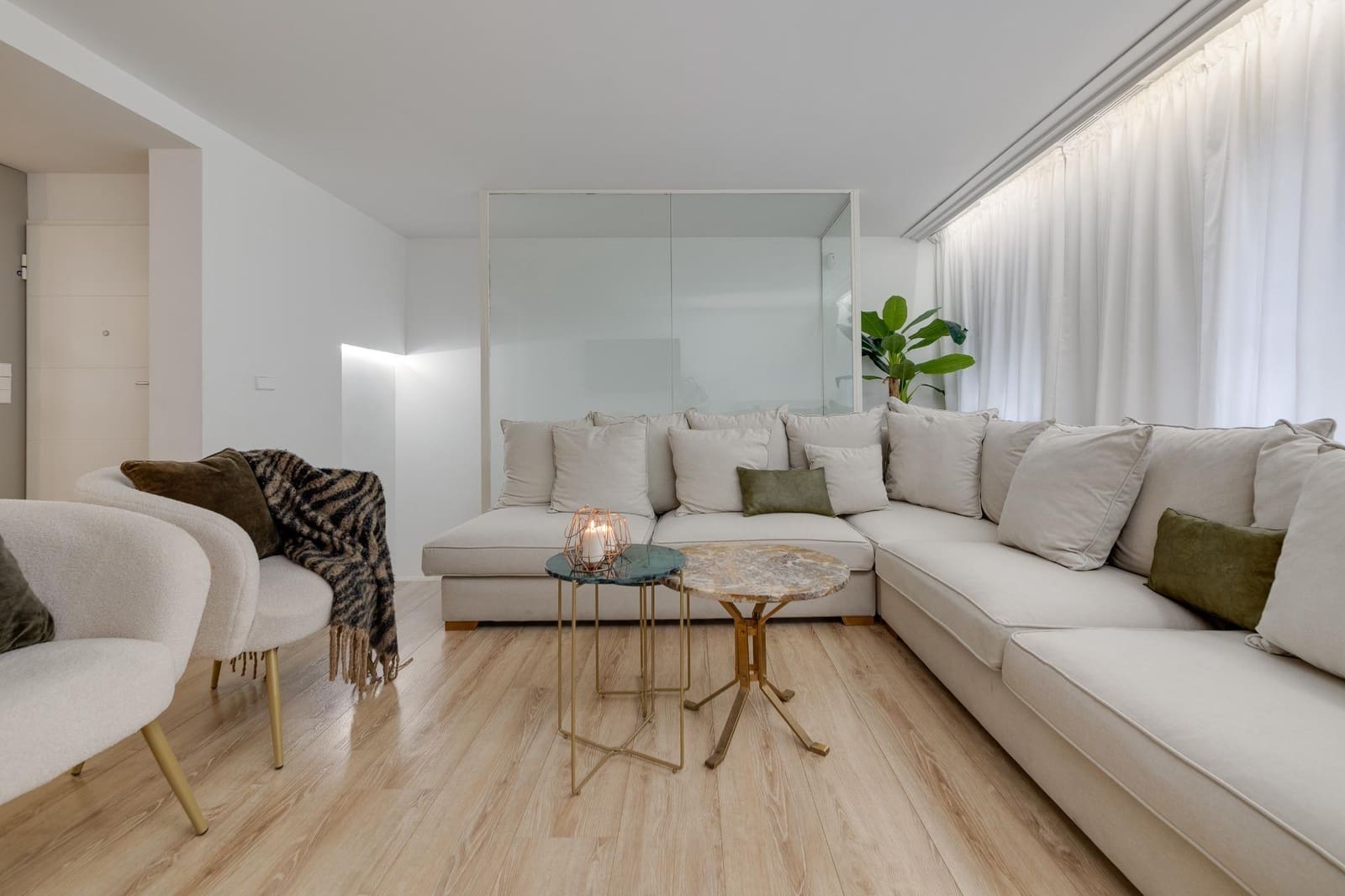 4 soveværelse Lejlighed til salg i Torrevieja - € 399.000 (Ref: 8770448)