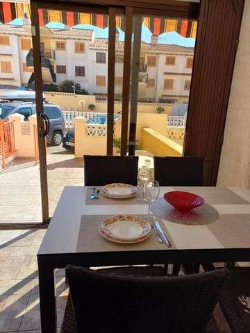 Bungalow de 1 habitación en Torreblanca, Torrevieja en alquiler con piscina - 700 € (Ref: 8886290)