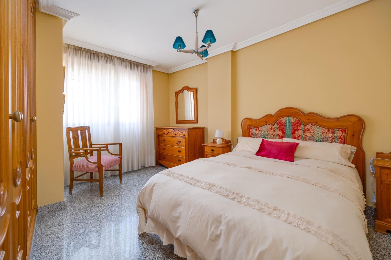 3 soverom Penthouse til leie i Torrevieja - € 1 600 (Ref: 8915446)