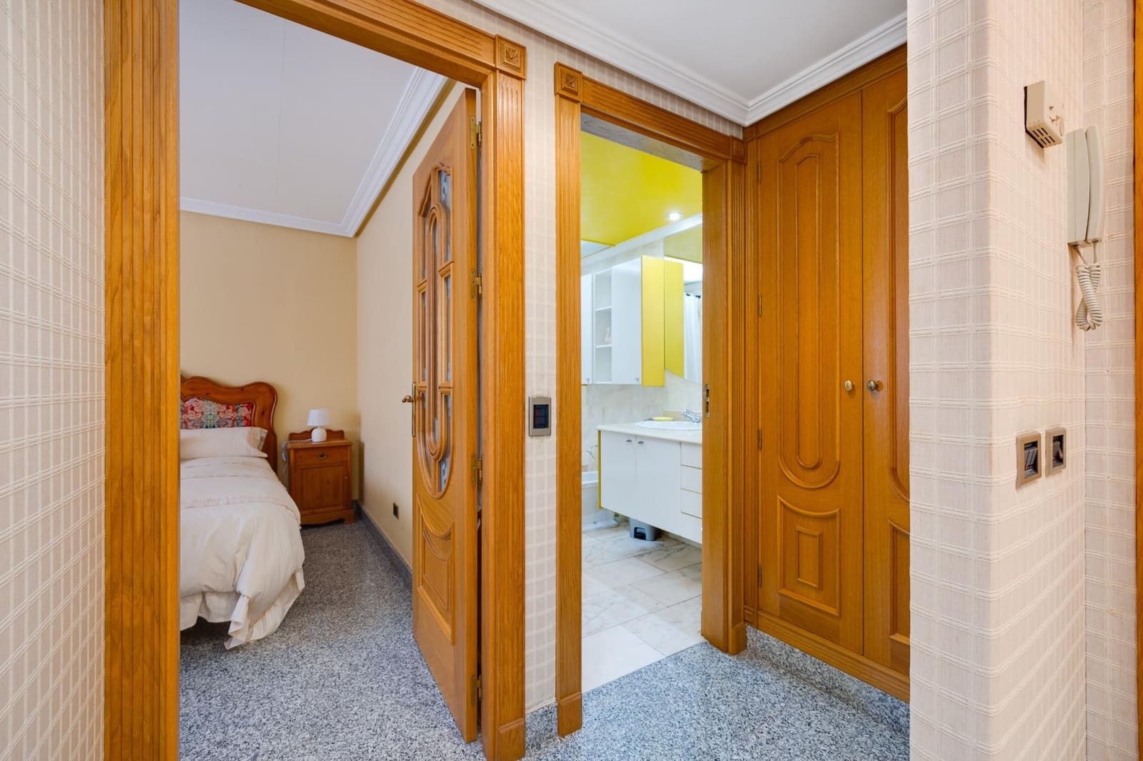 3 soverom Penthouse til leie i Torrevieja - € 1 600 (Ref: 8915446)