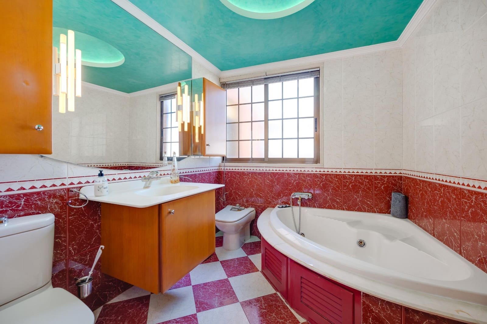 3 soverom Penthouse til leie i Torrevieja - € 1 600 (Ref: 8915446)