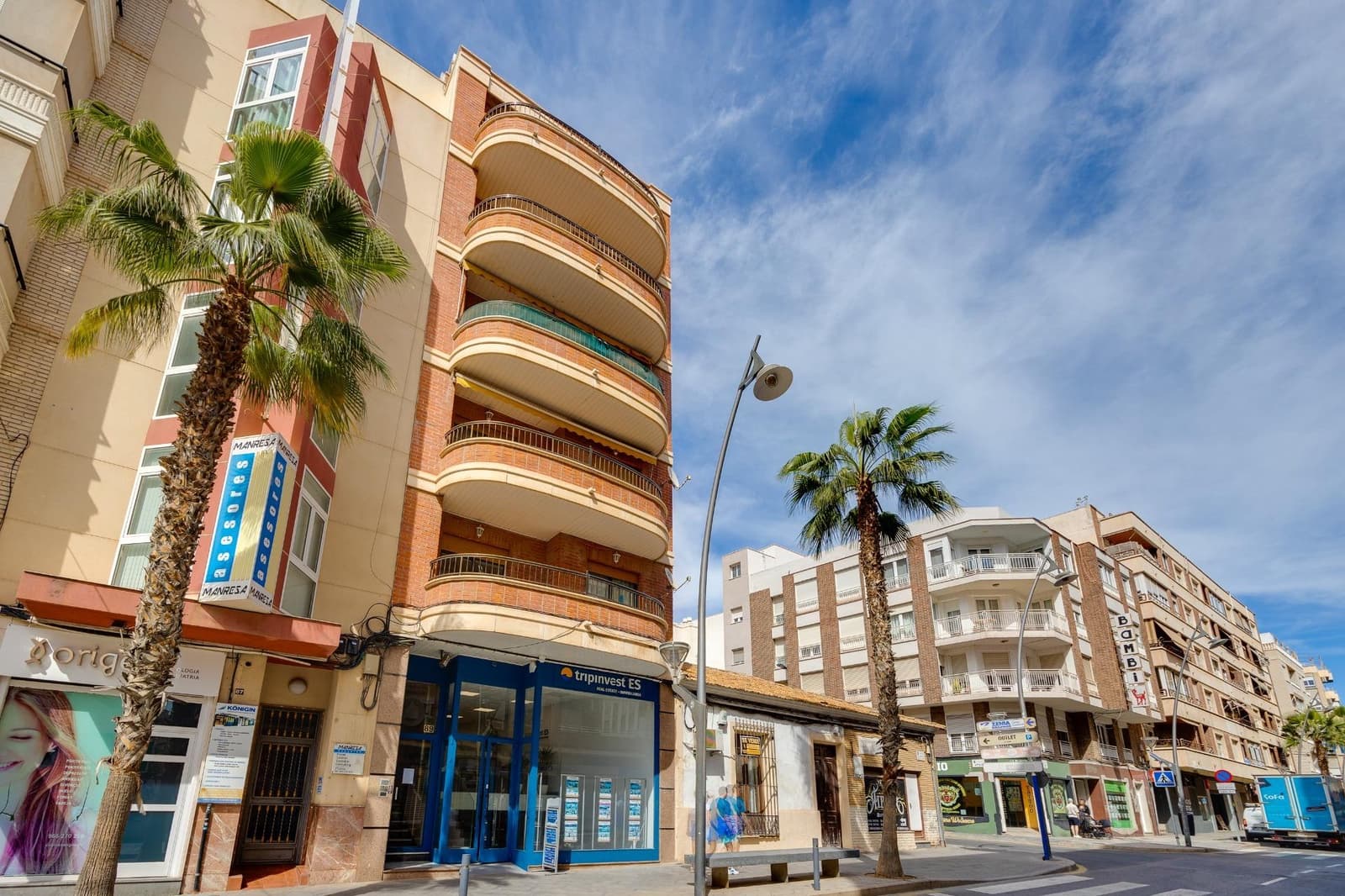 3 soverom Penthouse til leie i Torrevieja - € 1 600 (Ref: 8915446)