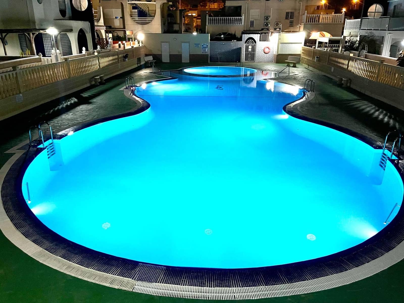 2 soveværelse Lejlighed til salg i La Mata med swimmingpool - € 159.500 (Ref: 8944058)