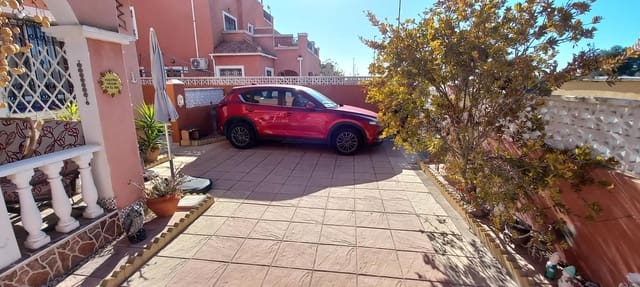 3 bedroom Terraced Villa for sale in Los Montesinos with pool - € 178,000 (Ref: 9018220)