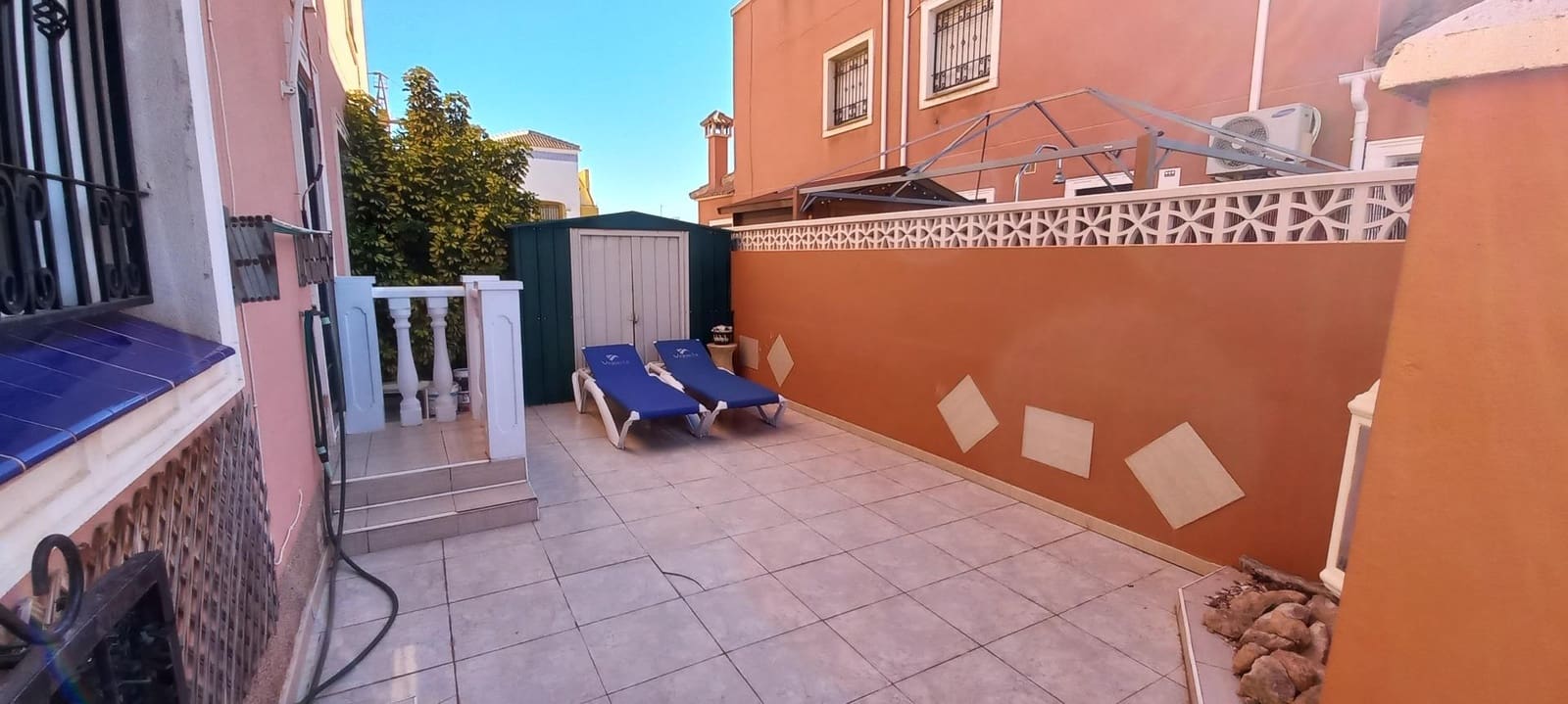 3 soveværelse Rækkehus til salg i Los Montesinos med swimmingpool - € 178.000 (Ref: 9018220)