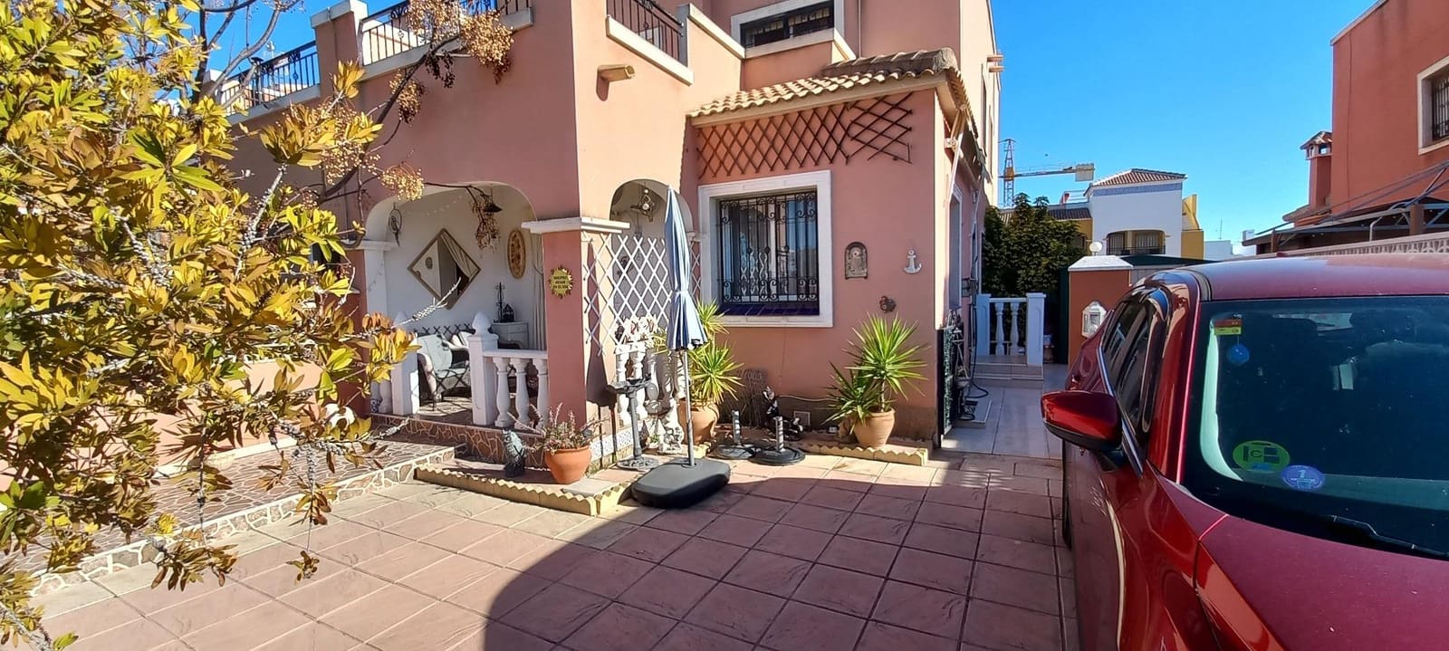 3 soveværelse Rækkehus til salg i Los Montesinos med swimmingpool - € 178.000 (Ref: 9018220)