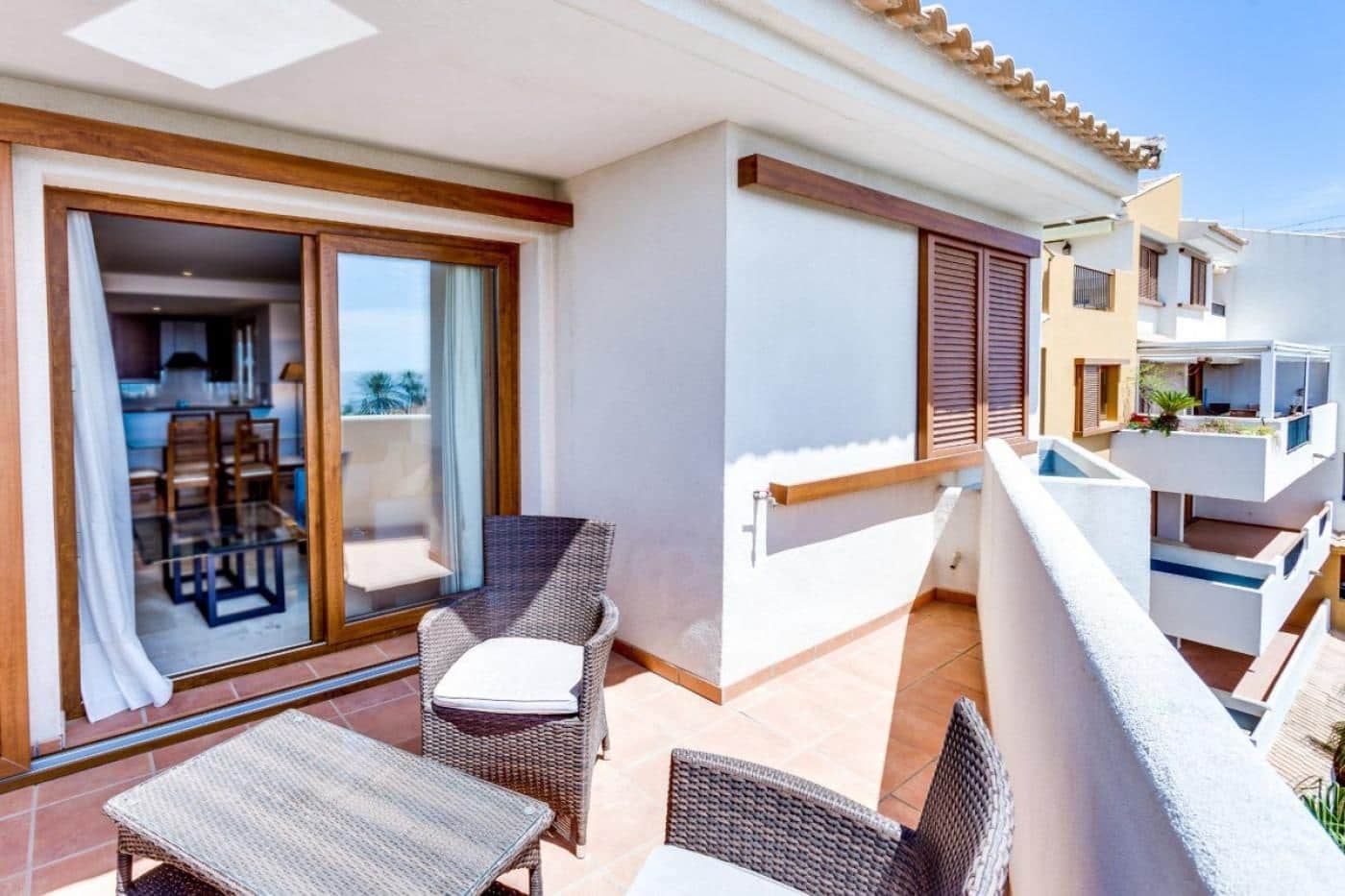 2 sovrum Takvåning att hyra i Orihuela Costa med pool - 1 200 € (Ref: 9247254)