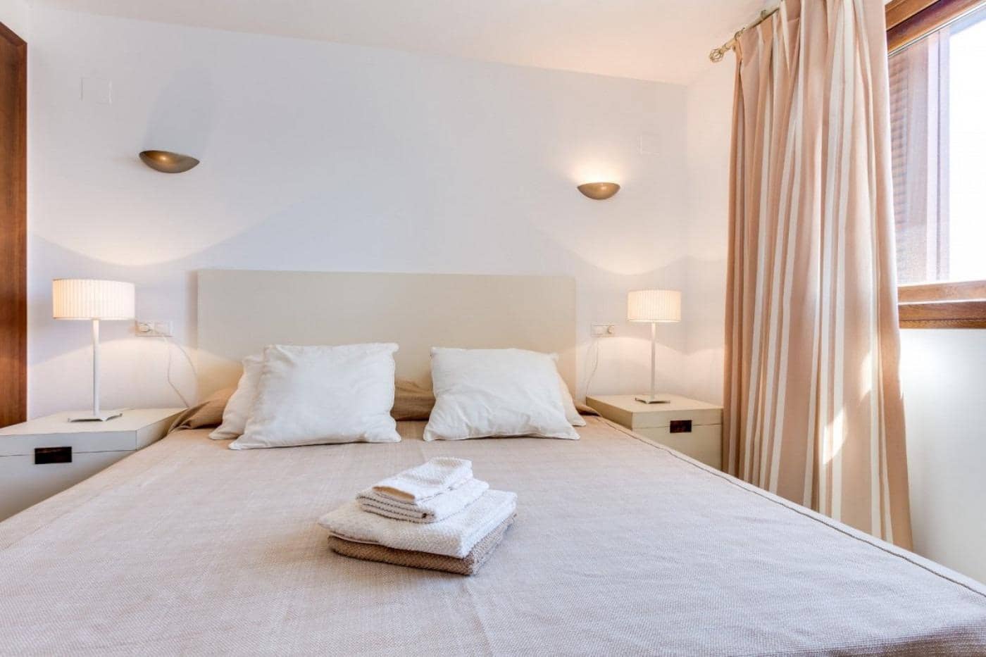 2 sovrum Takvåning att hyra i Orihuela Costa med pool - 1 200 € (Ref: 9247254)