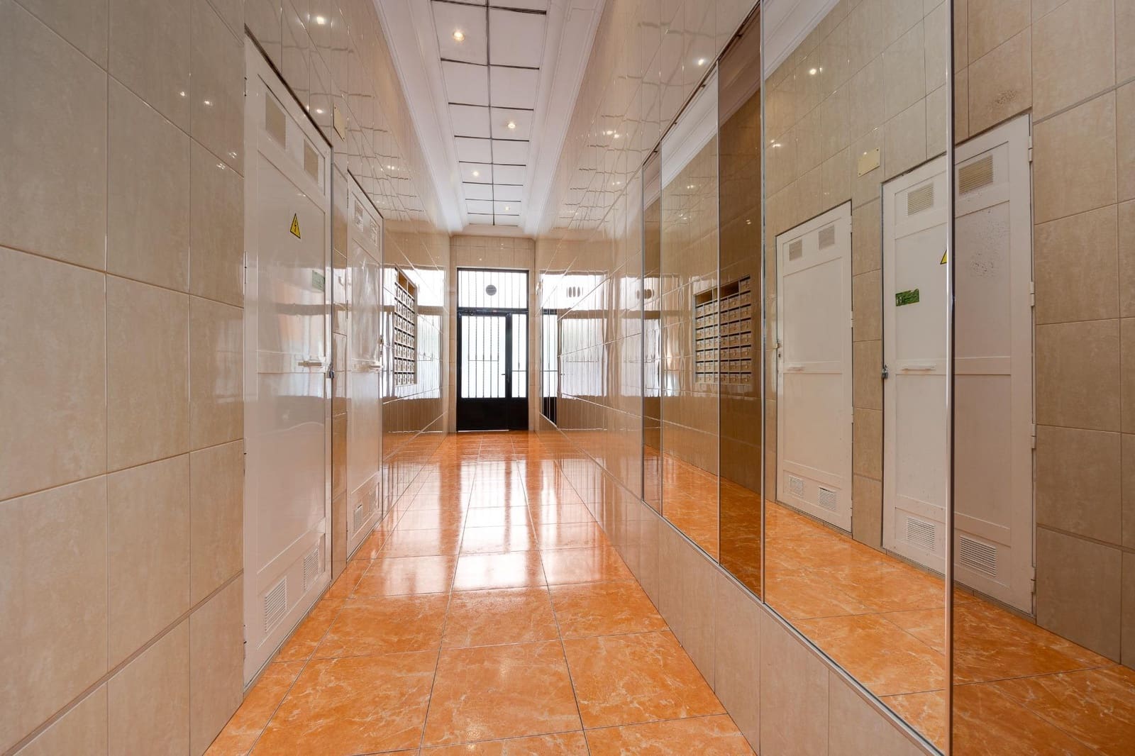 Apartamento de 1 habitación en Torrevieja en venta con piscina - 138.000 € (Ref: 9262568)