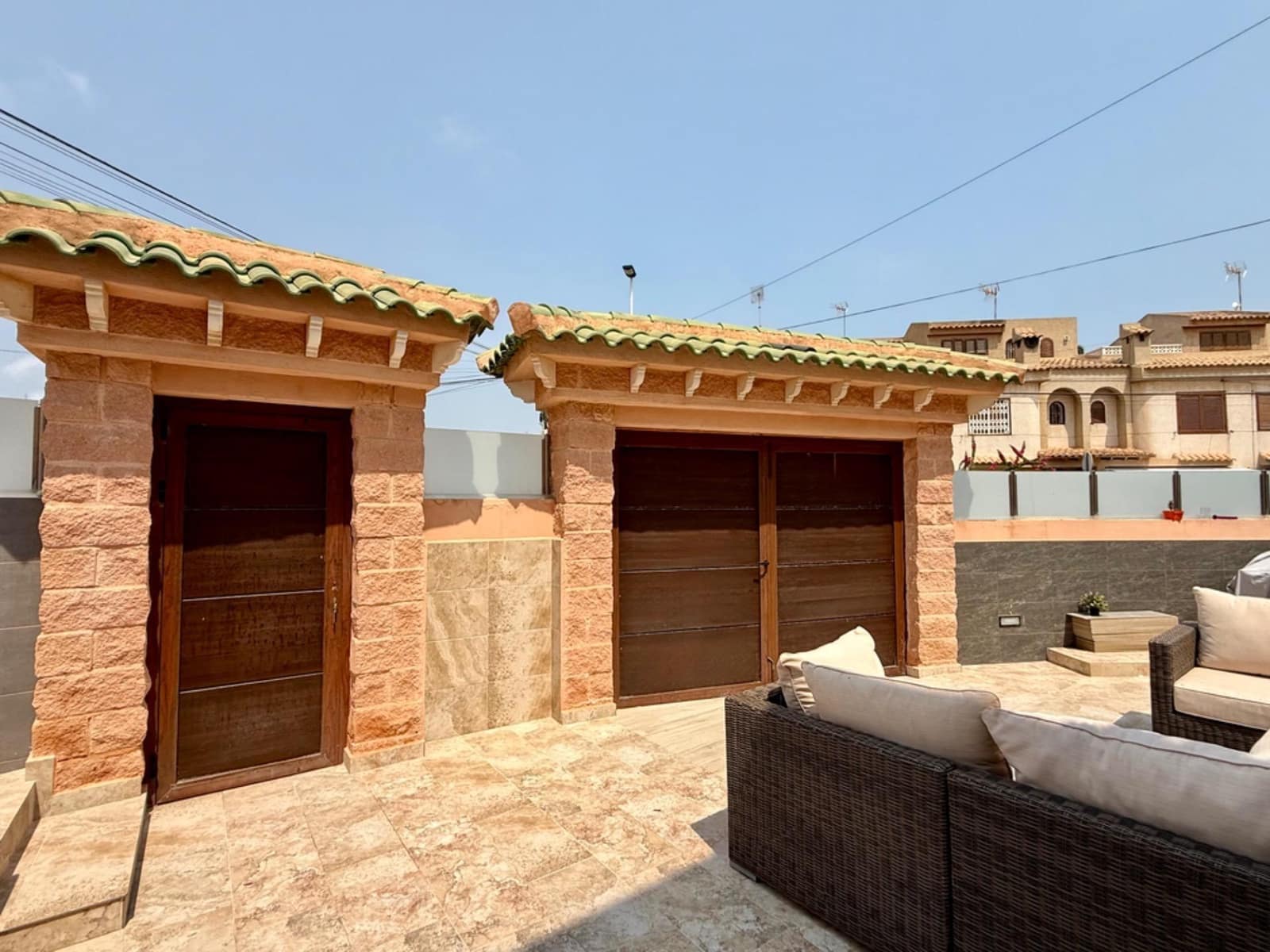 5 soveværelse Villa til salg i Torrevieja med swimmingpool - € 309.000 (Ref: 9269716)