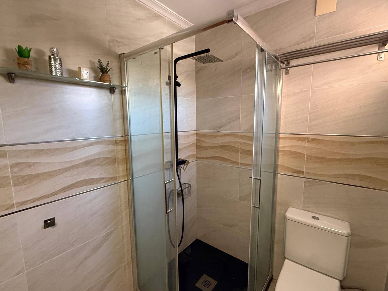 5 soveværelse Villa til salg i Torrevieja med swimmingpool - € 309.000 (Ref: 9269716)