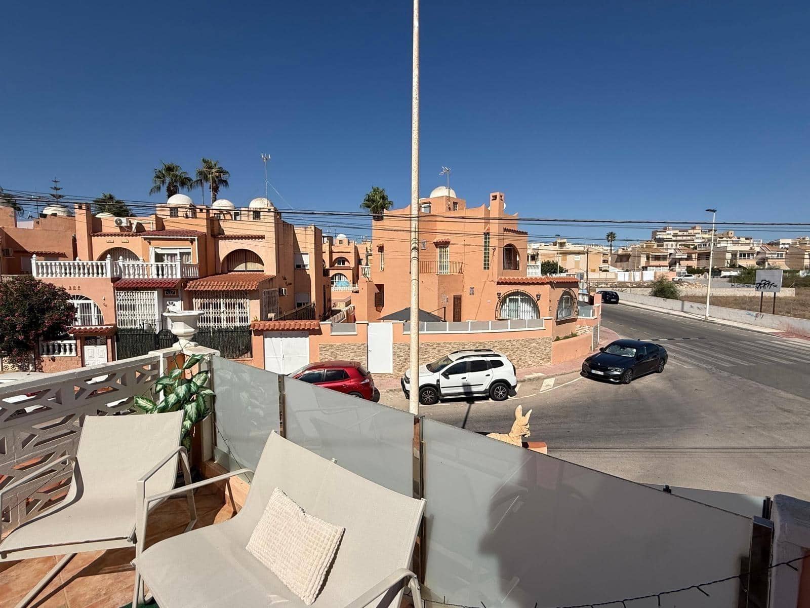 5 soveværelse Villa til salg i Torrevieja med swimmingpool - € 309.000 (Ref: 9269716)