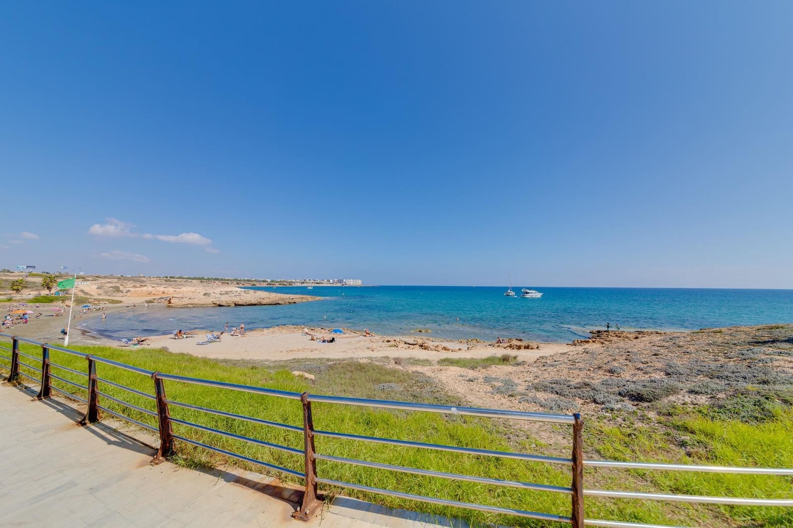 2 bedroom Apartment for sale in Orihuela Costa with pool - € 320,000 (Ref: 9310885)