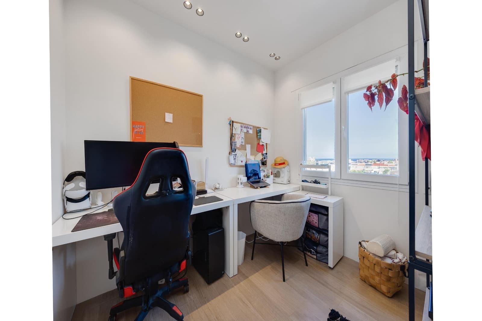4 soveværelse Villa til leje i Torrevieja med swimmingpool garage - € 2.500 (Ref: 9317838)