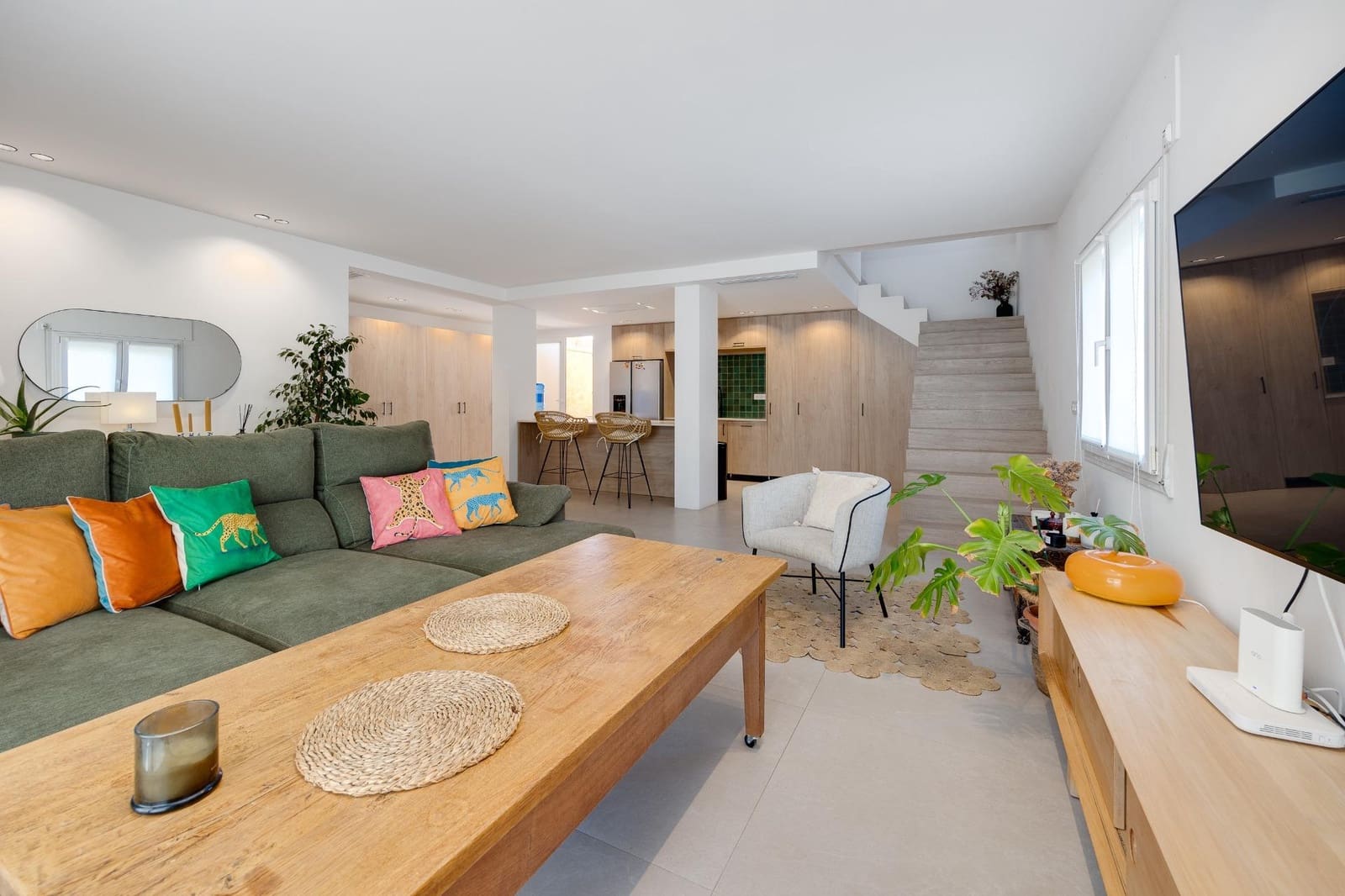 4 soveværelse Villa til leje i Torrevieja med swimmingpool garage - € 2.500 (Ref: 9317838)