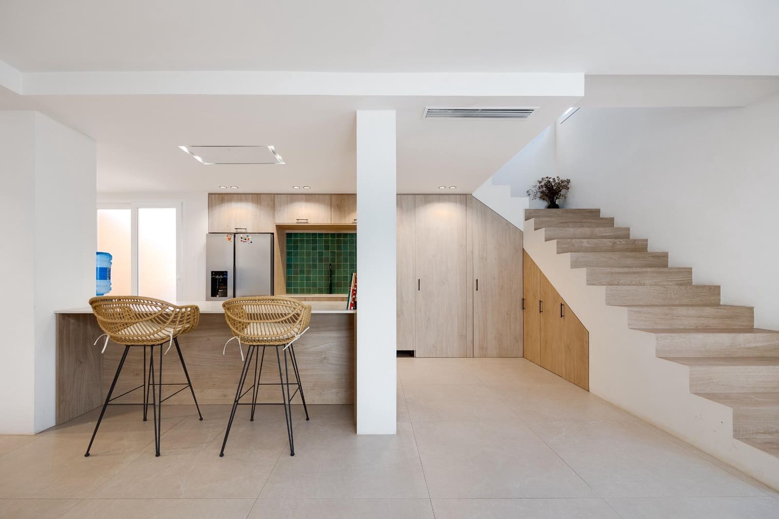 4 soveværelse Villa til leje i Torrevieja med swimmingpool garage - € 2.500 (Ref: 9317838)