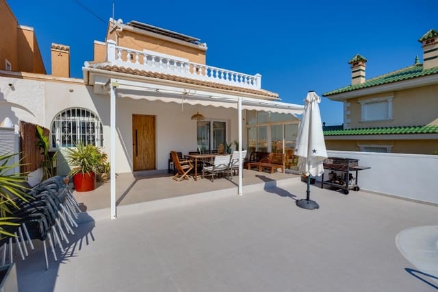 4 soveværelse Villa til leje i Los Balcones - Los Altos, Torrevieja med swimmingpool garage - € 2.500 (Ref: 9317838)