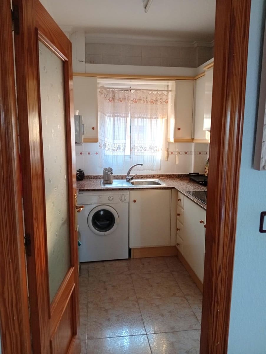 2 sypialnia Apartament na sprzedaż w Torrevieja z basenem - 139 900 € (Ref: 9373990)
