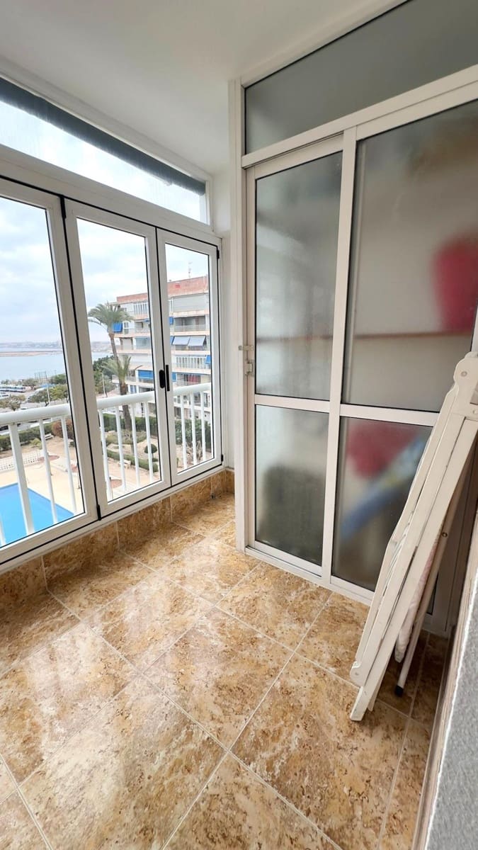 2 sypialnia Apartament do wynajęcia w Torrevieja z basenem - 1 100 € (Ref: 9452120)