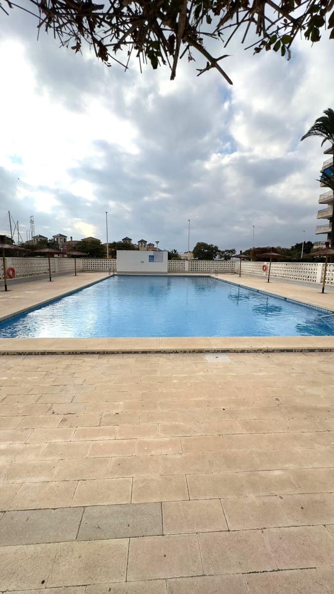 2 sypialnia Apartament do wynajęcia w Torrevieja z basenem - 1 100 € (Ref: 9452120)
