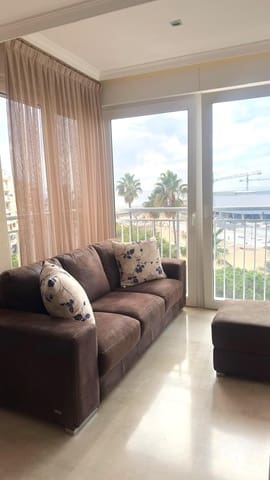 1 bedroom Apartment for rent in Centro, Torrevieja - € 950 (Ref: 9452121)