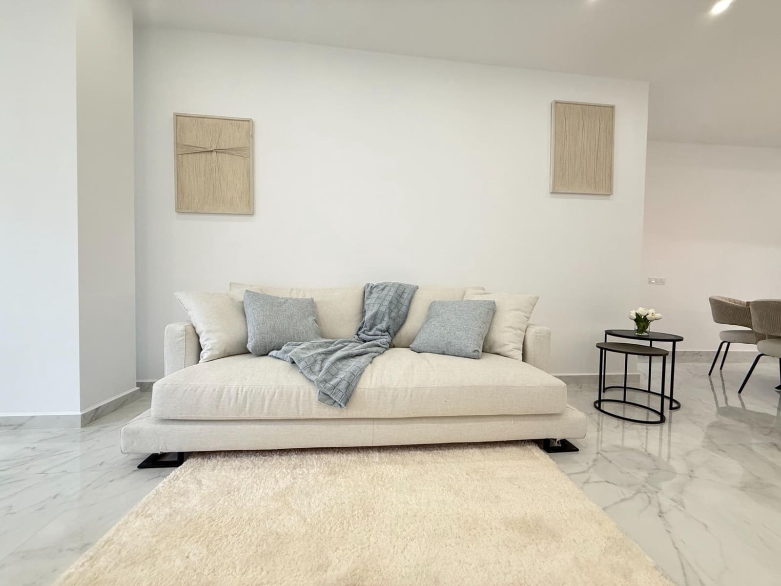 2 bedroom Apartment for sale in Torrevieja - € 259,000 (Ref: 9497180)