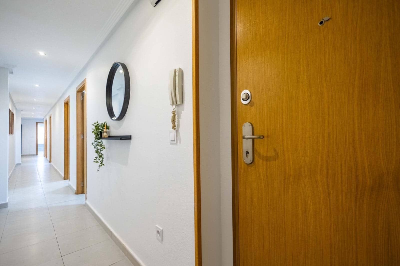 3 bedroom Apartment for sale in Torrevieja - € 220,000 (Ref: 9497181)