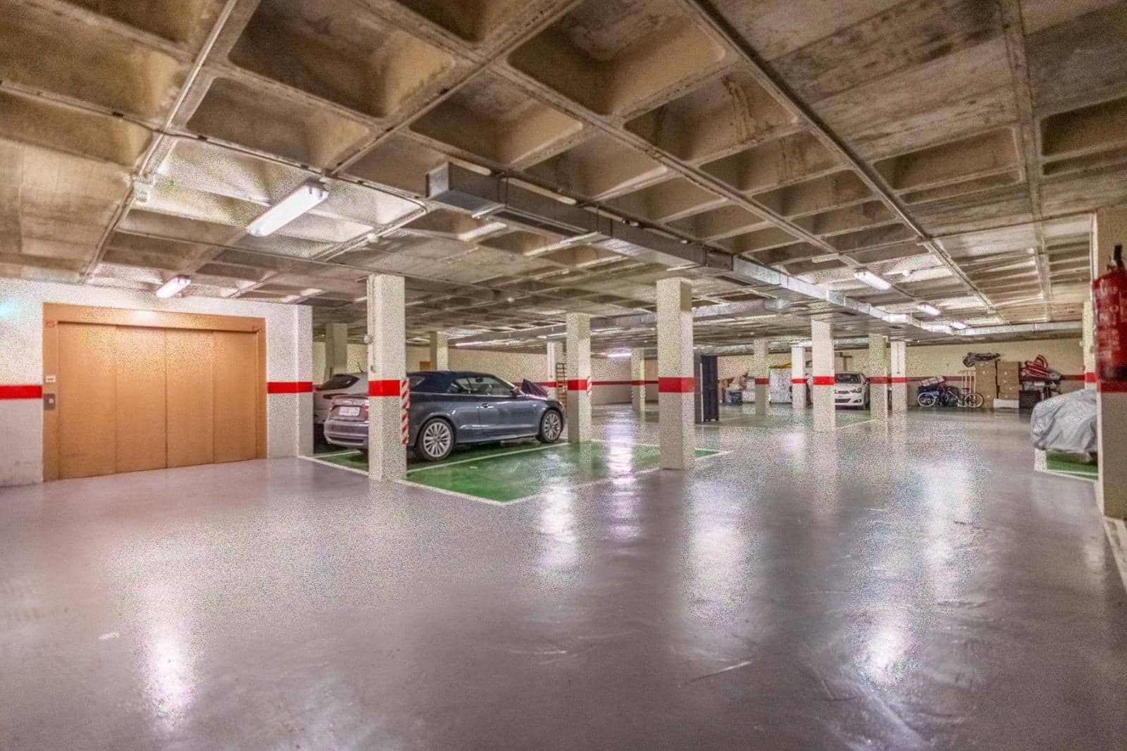 3 bedroom Apartment for sale in Torrevieja - € 220,000 (Ref: 9497181)