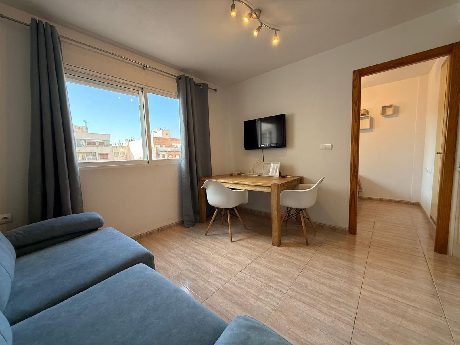1 Zimmer Apartment zu verkaufen in Torrevieja mit Pool - 90.000 € (Ref: 9513396)