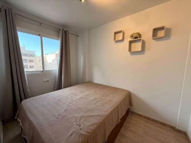 1 Zimmer Apartment zu verkaufen in Centro, Torrevieja mit Pool - 90.000 € (Ref: 9513396)