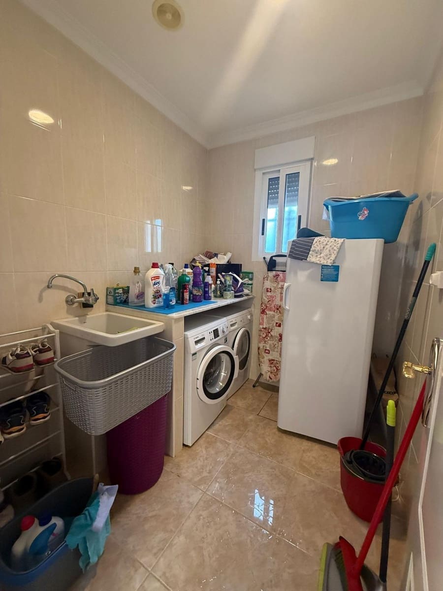 3 soverom Villa til salgs i Callosa de Segura med svømmebasseng garasje - € 399 000 (Ref: 9518894)