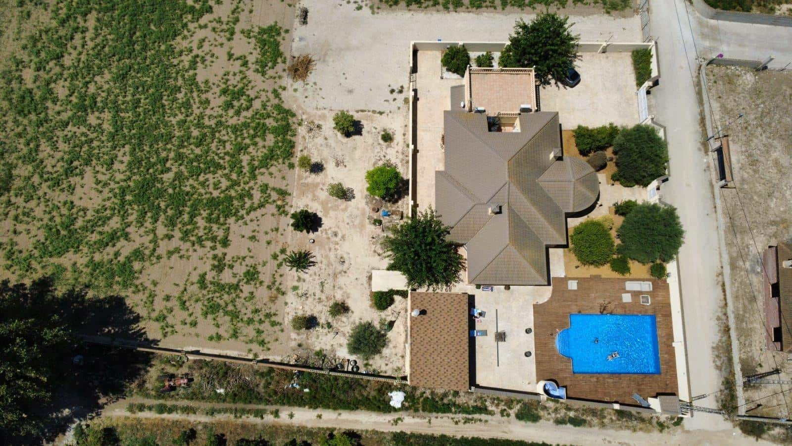 3 soverom Villa til salgs i Callosa de Segura med svømmebasseng garasje - € 399 000 (Ref: 9518894)