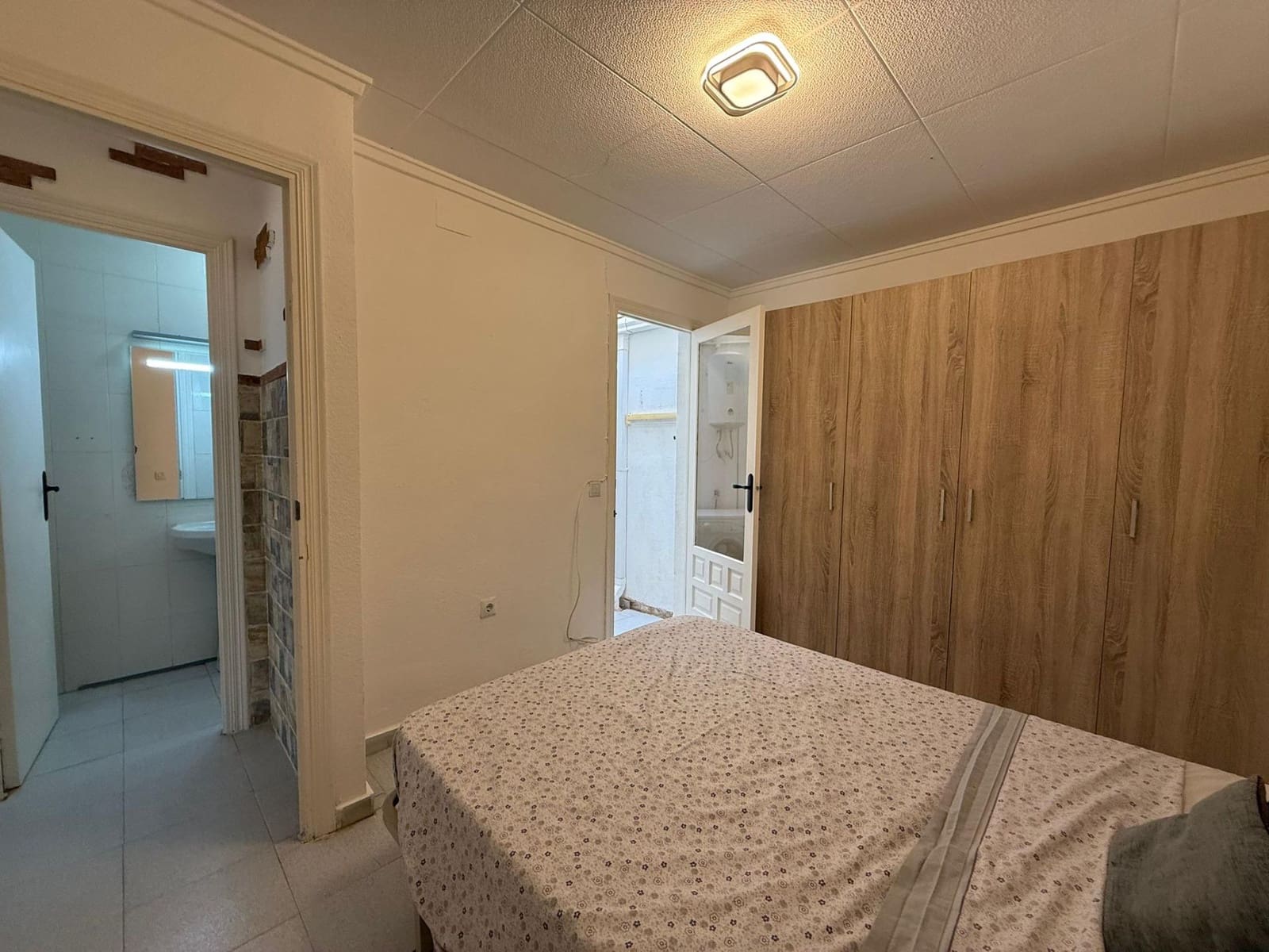 1 makuuhuone Rivitalo myytävänä paikassa Torrevieja - 94 900 € (Ref: 9518895)