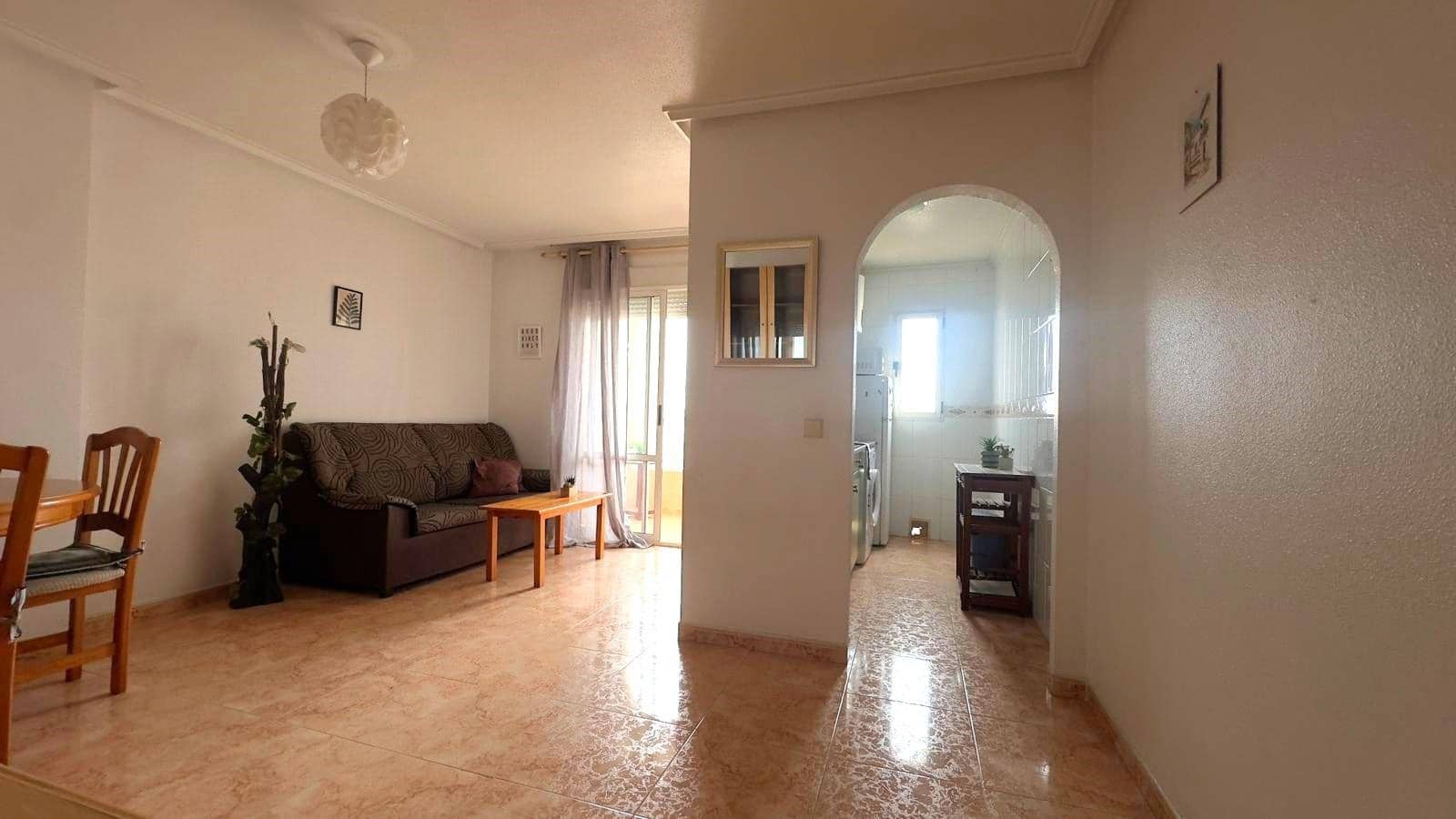 2 soveværelse Lejlighed til leje i Torrevieja - € 750 (Ref: 9524288)