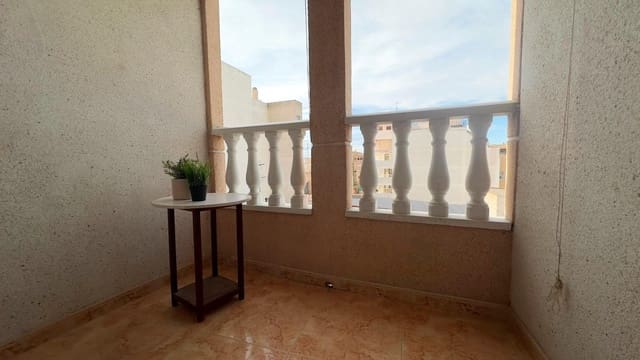 2 soveværelse Lejlighed til leje i Centro, Torrevieja - € 750 (Ref: 9524288)
