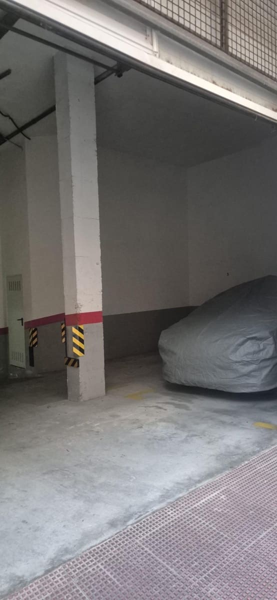 2 Zimmer Apartment zu verkaufen in Torrevieja mit Garage - 165.000 € (Ref: 9561782)