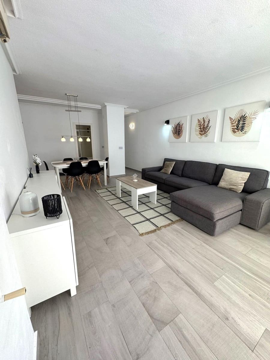 3 slaapkamer Appartement te koop in Torrevieja - € 380.000 (Ref: 9608055)