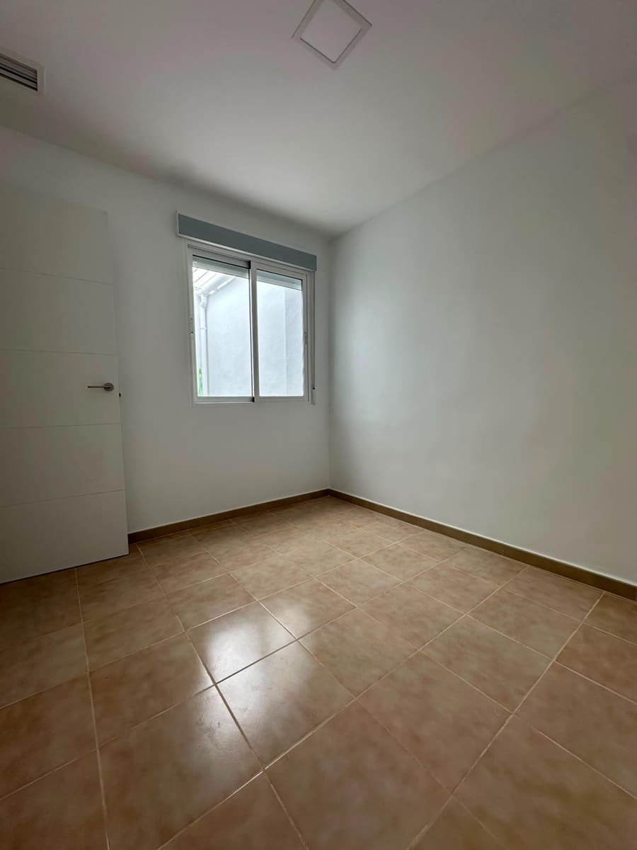2 quarto Bungalow para venda em Torrevieja - 160 000 € (Ref: 9634249)