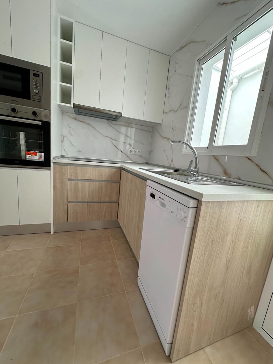 2 quarto Bungalow para venda em Torrevieja - 160 000 € (Ref: 9634249)