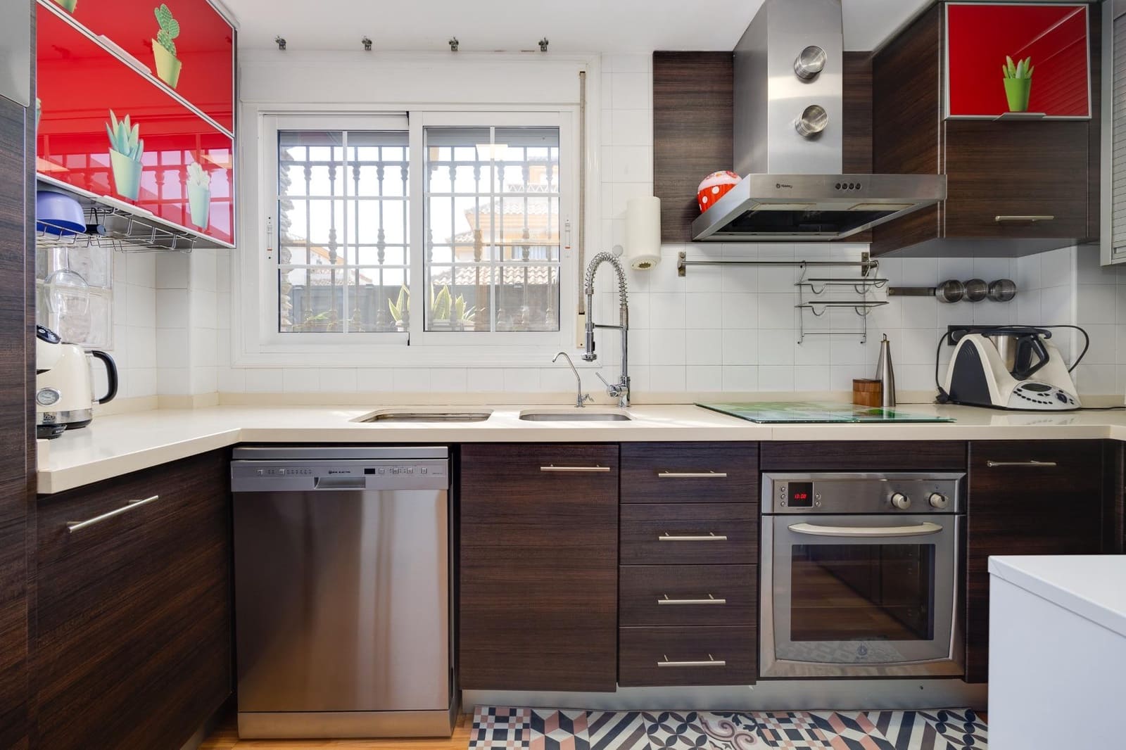 3 bedroom Villa for sale in Los Montesinos with pool - € 349,500 (Ref: 9666479)