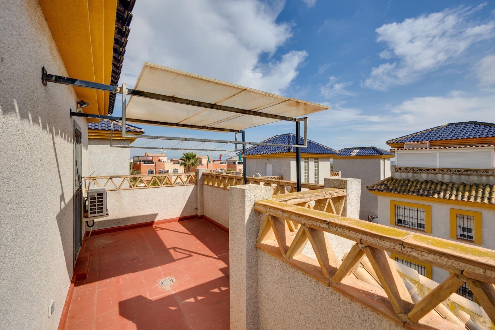 3 bedroom Villa for sale in Los Montesinos with pool - € 349,500 (Ref: 9666479)