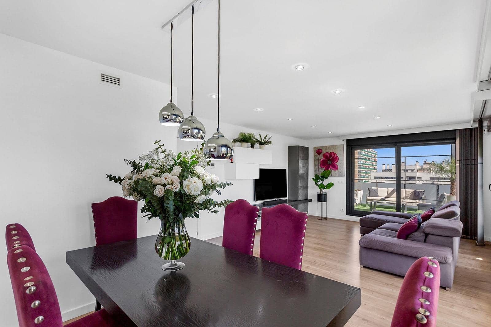 3 bedroom Penthouse for sale in Alicante / Alacant city with pool - € 1,100,000 (Ref: 9701622)