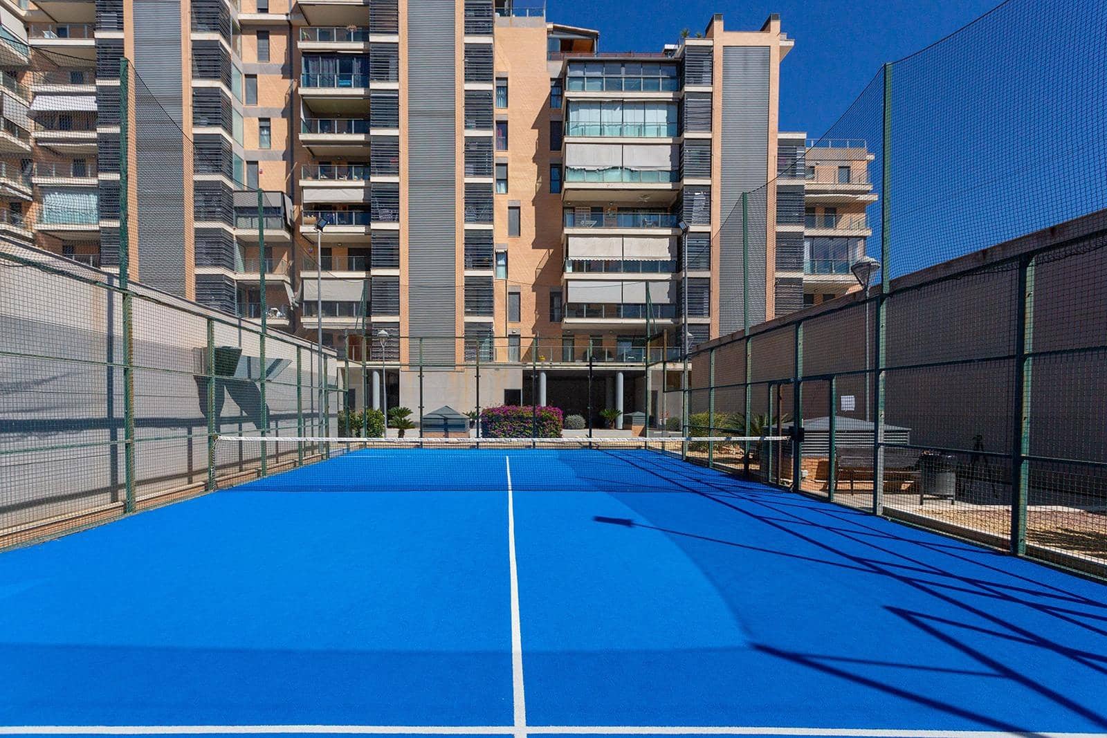 3 bedroom Penthouse for sale in Alicante / Alacant city with pool - € 1,100,000 (Ref: 9701622)