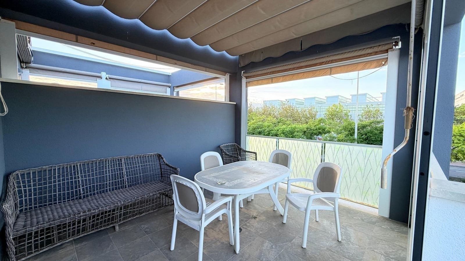 Adosado de 3 habitaciones en Aguas Nuevas en venta con piscina - 349.900 € (Ref: 9843386)