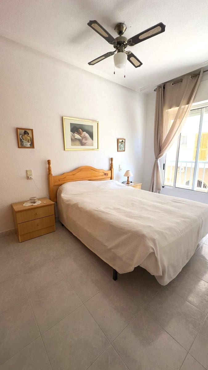 2 Zimmer Apartment zu verkaufen in Torrevieja mit Garage - 139.000 € (Ref: 9846226)