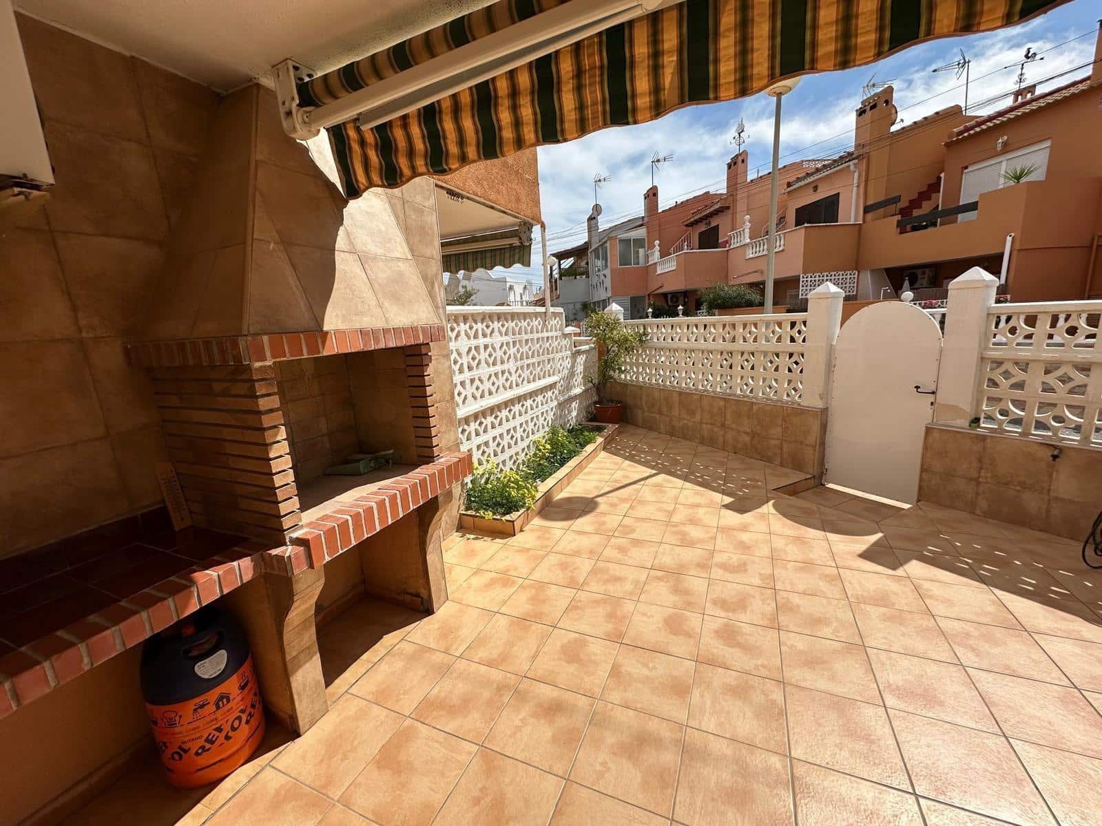 2 sypialnia Dom szeregowy na sprzedaż w Torrevieja - 156 000 € (Ref: 9881934)