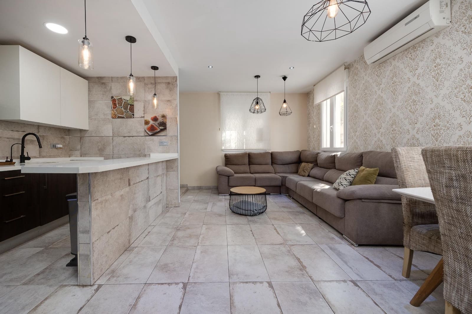 3 soverom Hus til salgs i Torrevieja med garasje - € 350 000 (Ref: 9911046)