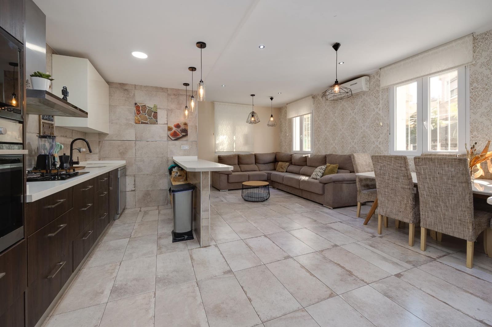 3 soverom Hus til salgs i Torrevieja med garasje - € 350 000 (Ref: 9911046)